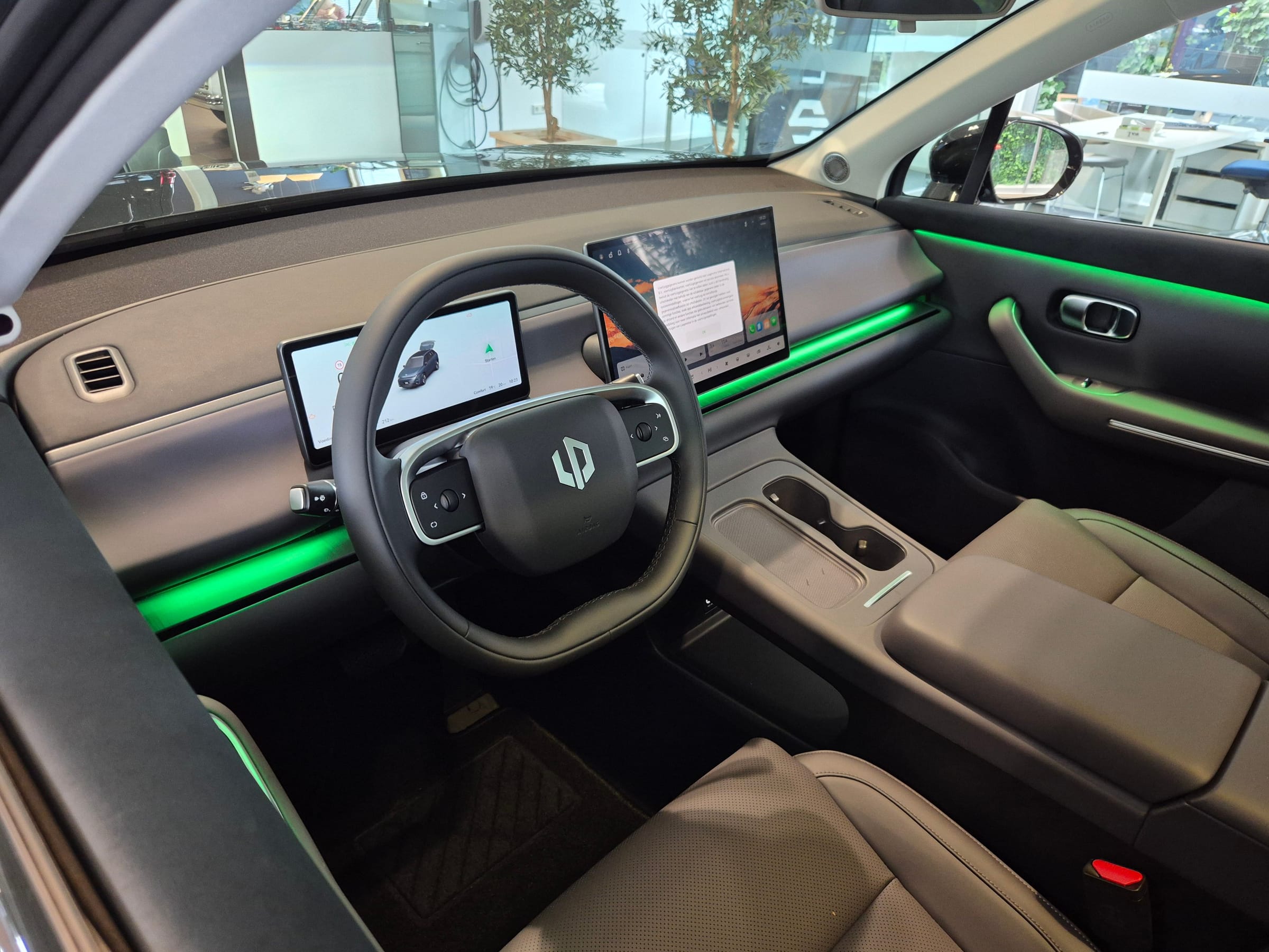 Leapmotor > Versteeg Buurman Barneveld