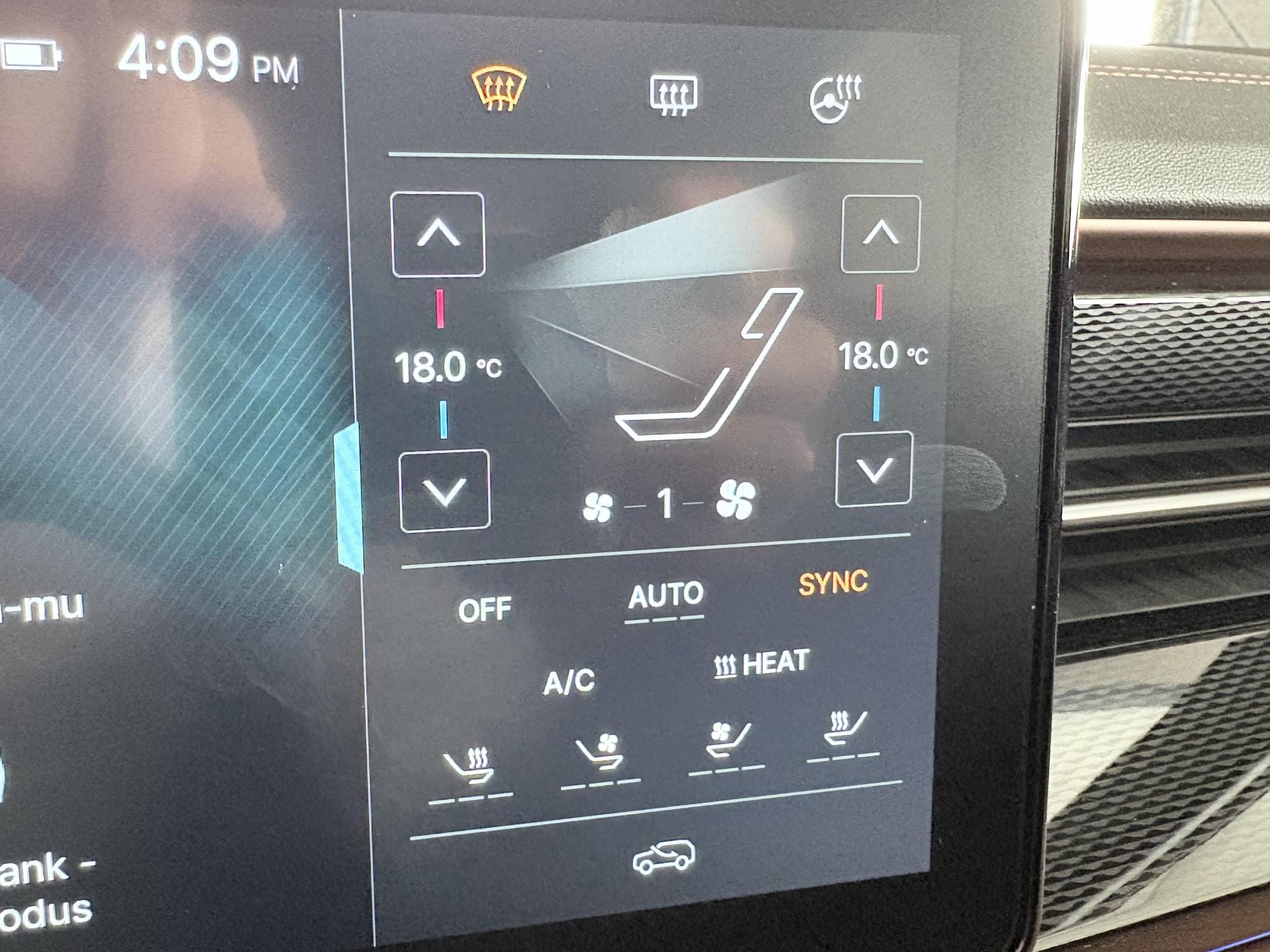 KGM Torres EVX Titanium 80.6 kWh Stoel/stuur verwarming / Stoelkoeling, Panoramadak , Rondomzicht camera's afbeelding 34