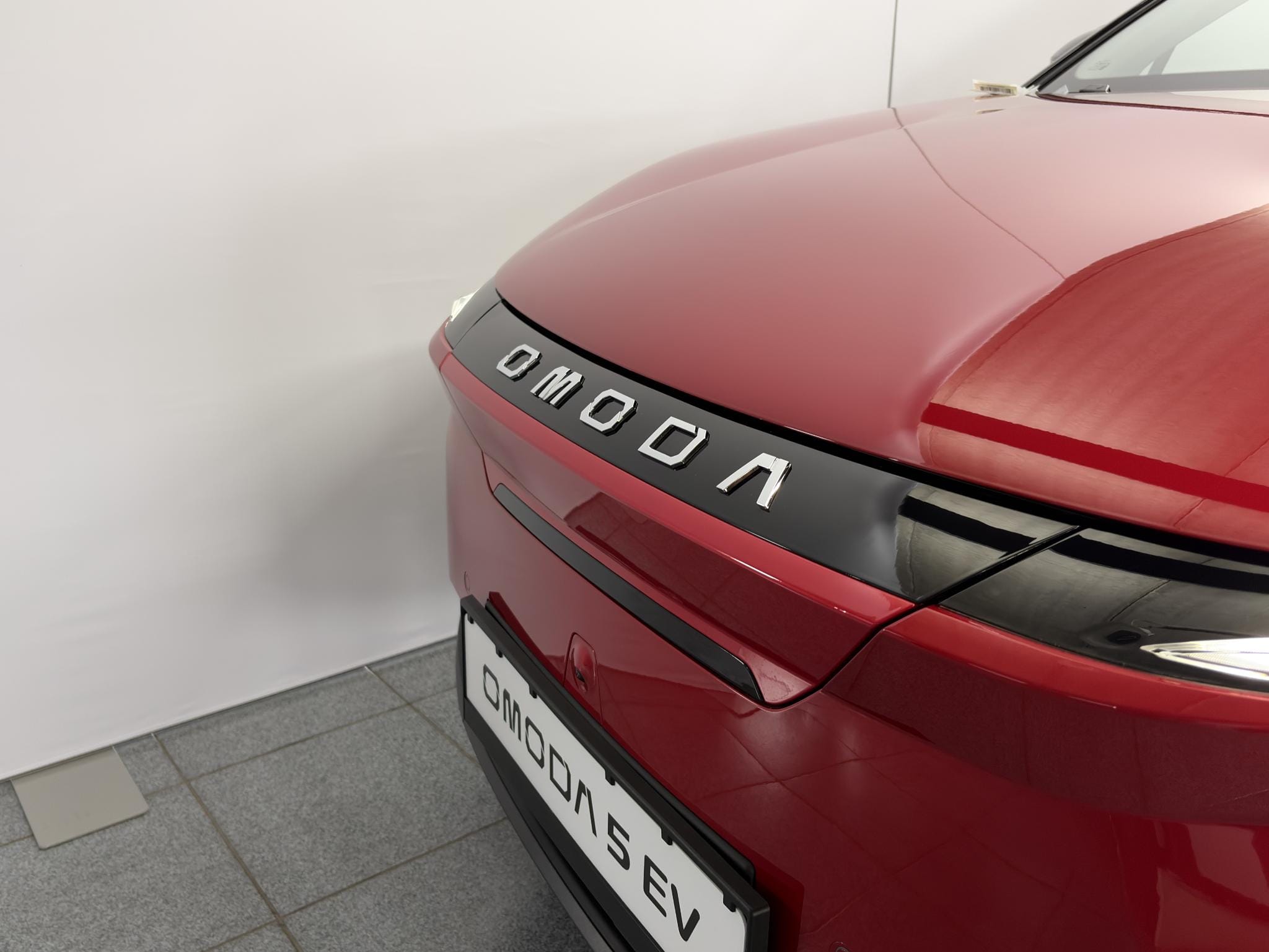 Omoda 5 EV Premium 61 kWh Heel compleet met schuifdak, lederen bekleding en rondom camera's afbeelding 9