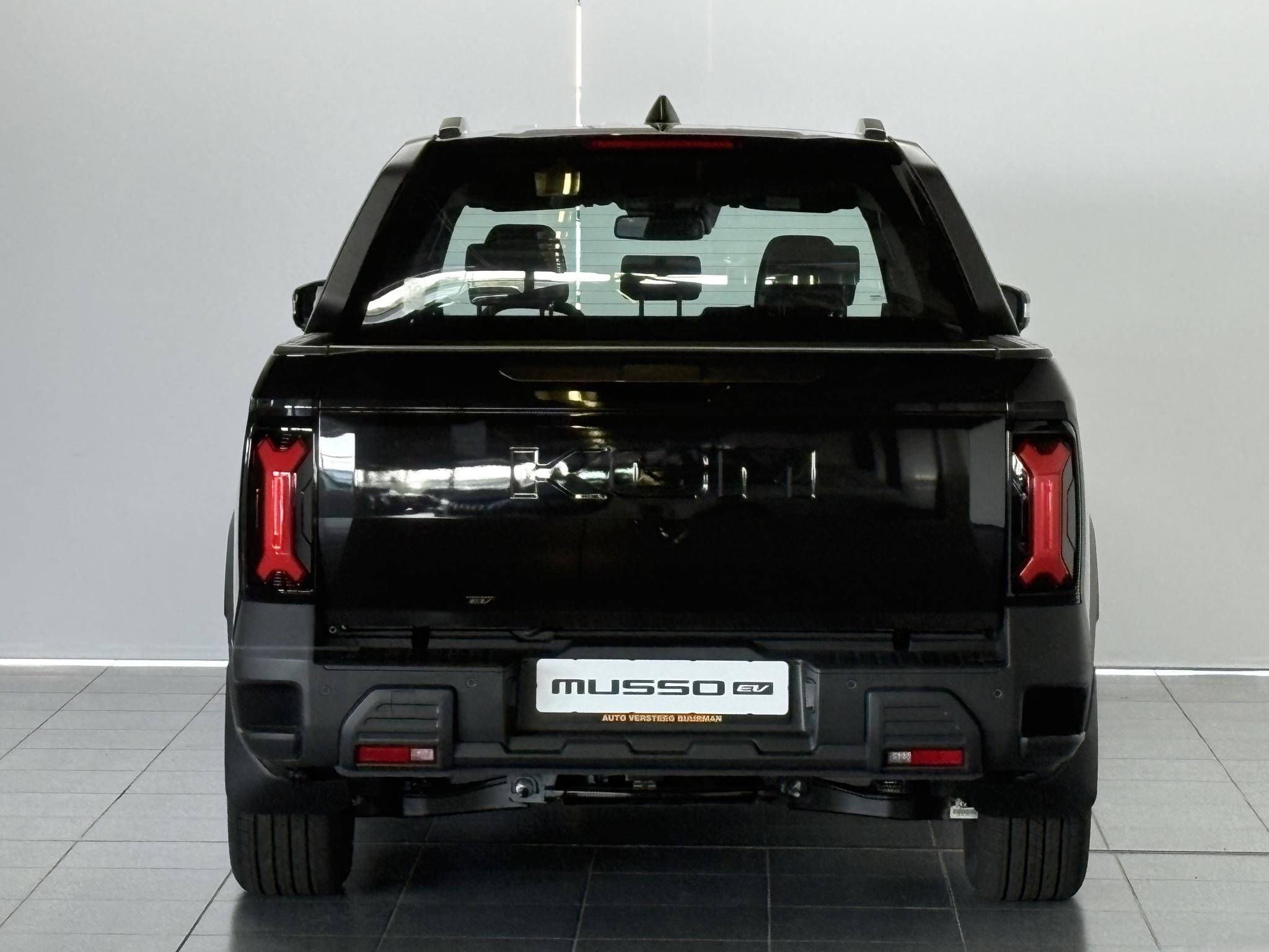 KGM Musso EV Black Line 80.6 kWh 4WD Luxe leder/suede bekleding, Schuifdak, Navigatie, 4x4, 2300kg trekgewicht! afbeelding 6
