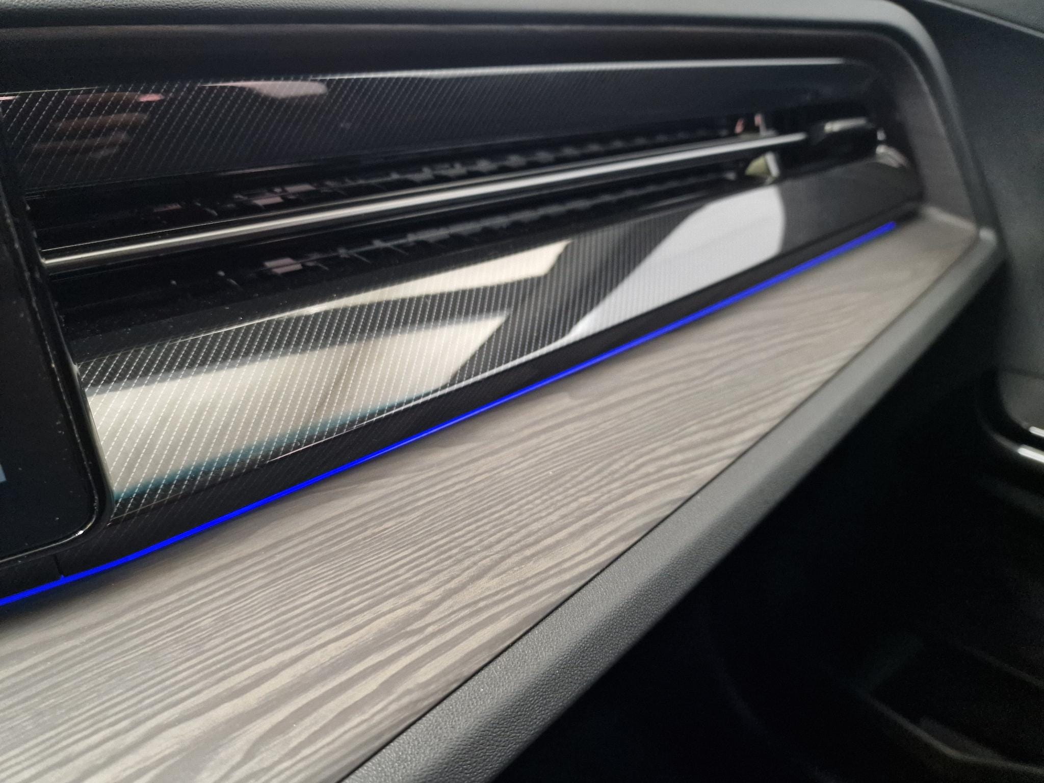KGM Musso EV Black Line 80.6 kWh 4WD Luxe leder/suede bekleding, Schuifdak, Navigatie, 4x4, 2300kg trekgewicht! afbeelding 24