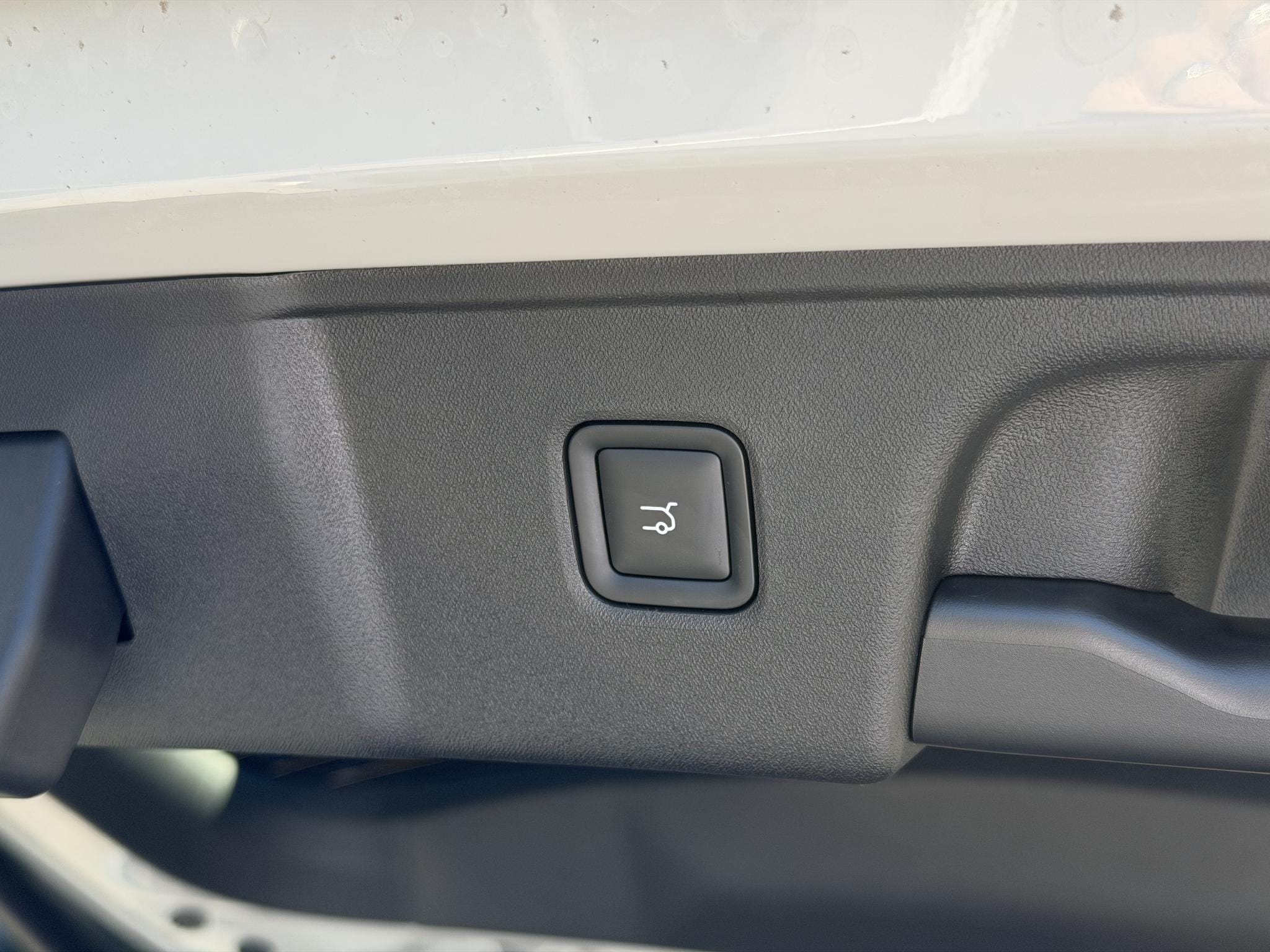 Leapmotor C10 Design REEV 28.4 kWh 218PK Automaat Navigatie, Camera 360, Lichtmetalen velgen, Elektrische Achterklep, Kunstlederen bekleding, Stoel Verwarming & Ventilatie afbeelding 12