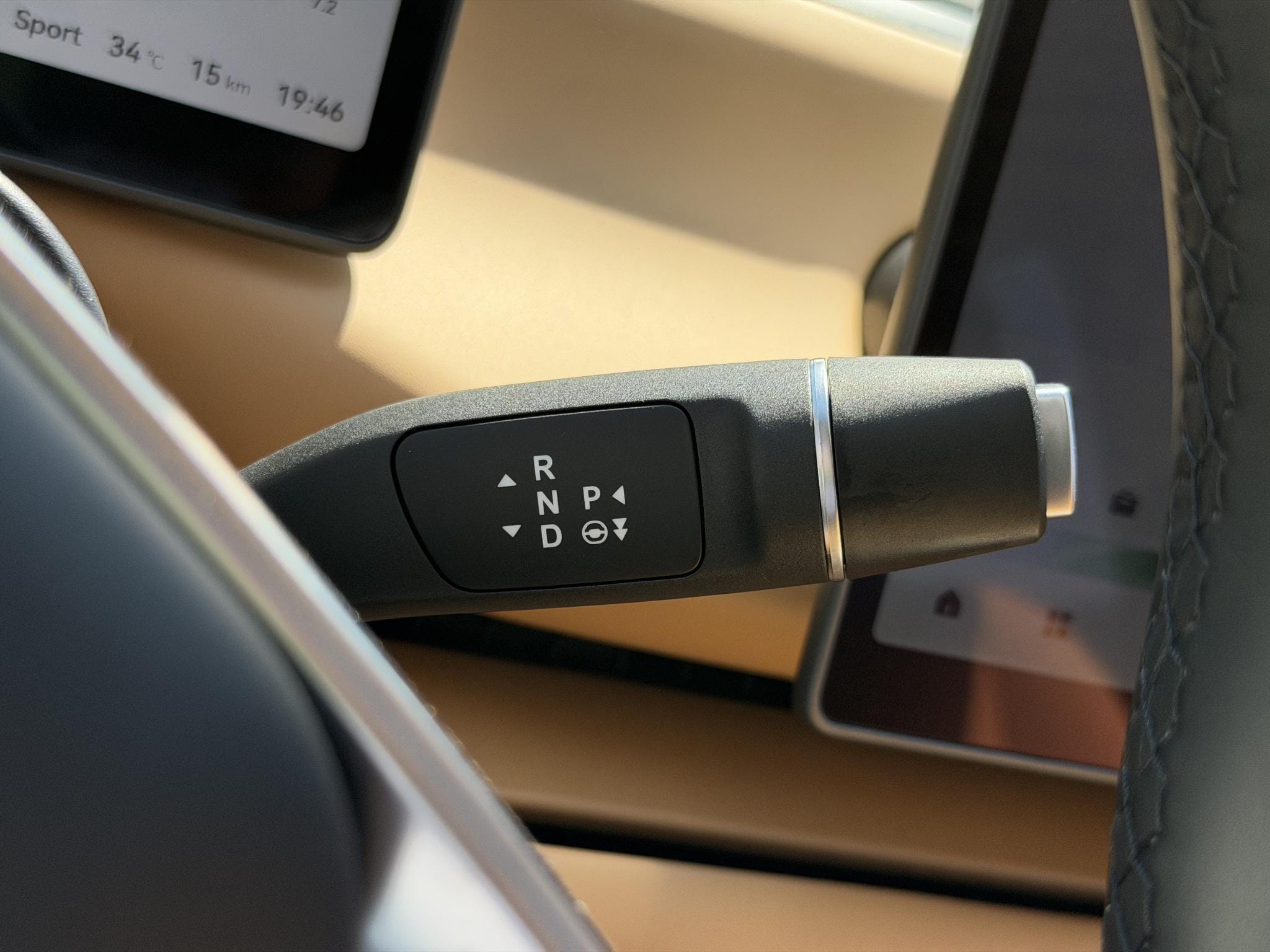 Leapmotor C10 Design REEV 28.4 kWh 218PK Automaat Navigatie, Camera 360, Lichtmetalen velgen, Elektrische Achterklep, Kunstlederen bekleding, Stoel Verwarming & Ventilatie afbeelding 23