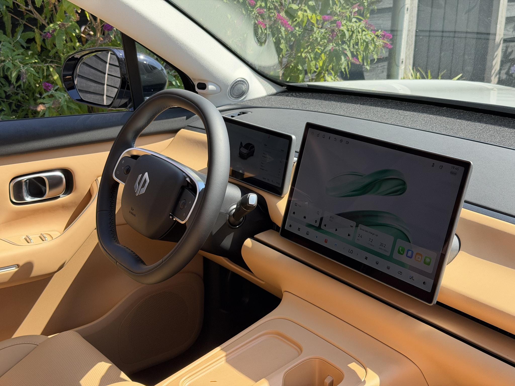 Leapmotor C10 Design REEV 28.4 kWh 218PK Automaat Navigatie, Camera 360, Lichtmetalen velgen, Elektrische Achterklep, Kunstlederen bekleding, Stoel Verwarming & Ventilatie afbeelding 18