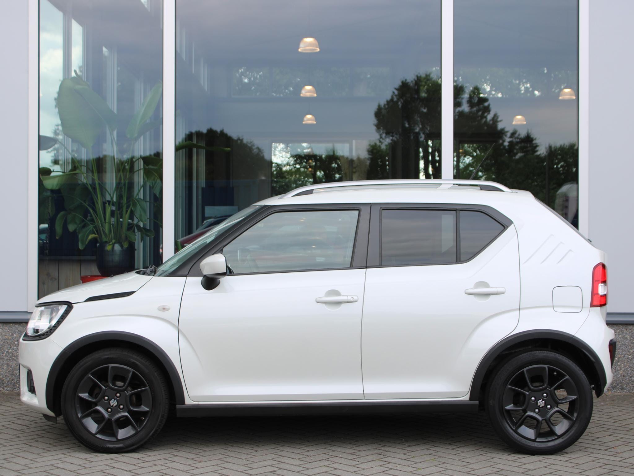 Suzuki Ignis 1.2 Select 2e Eigenaar, Carplay/Android Auto, Stoelverwarming, Achteruitrijcamera, Airco, Radio afbeelding 14