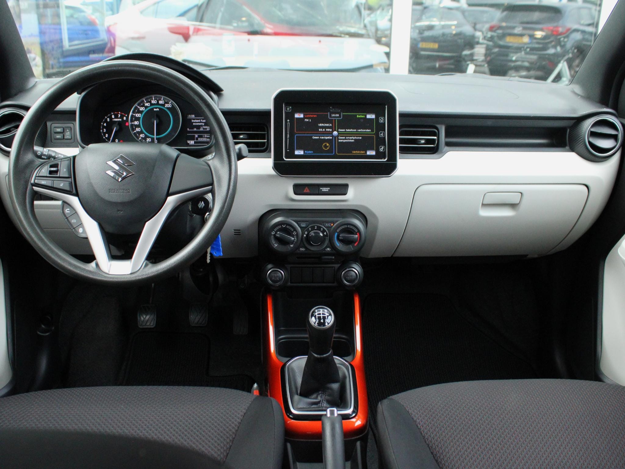 Suzuki Ignis 1.2 Select 2e Eigenaar, Carplay/Android Auto, Stoelverwarming, Achteruitrijcamera, Airco, Radio afbeelding 18