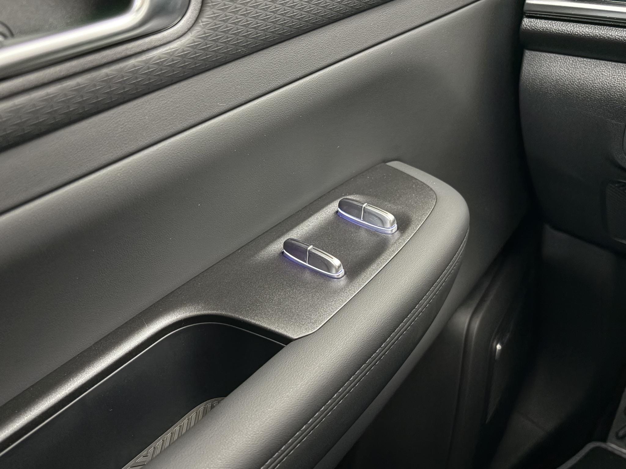 Jaecoo 7 1.5 GDI Exclusive PHEV Trekhaak , Panoramadak, Kunstlederen Bekleding, Stoelverwarming en -ventilatie afbeelding 10