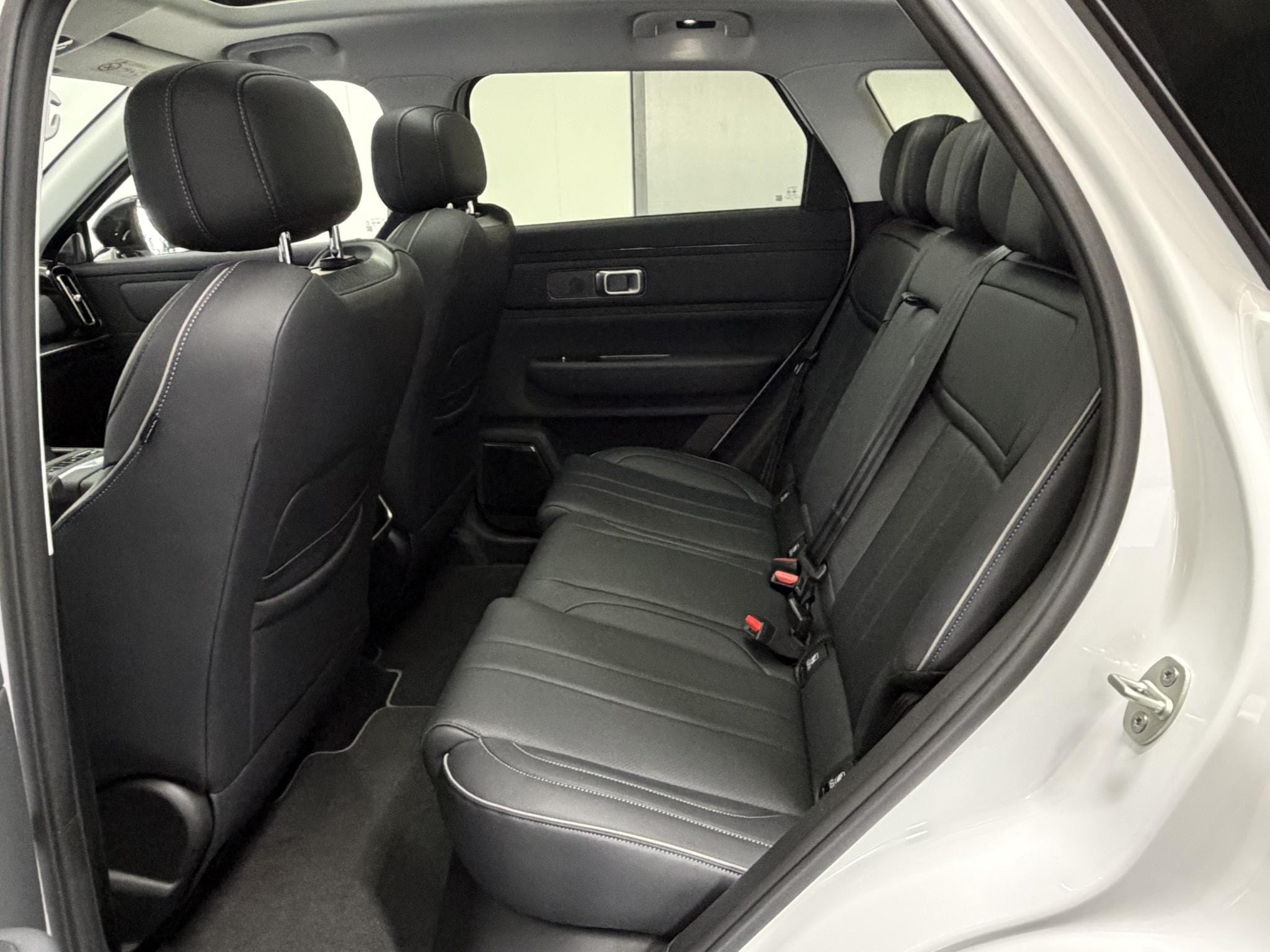 Jaecoo 7 1.5 GDI Exclusive PHEV Trekhaak , Panoramadak, Kunstlederen Bekleding, Stoelverwarming en -ventilatie afbeelding 20