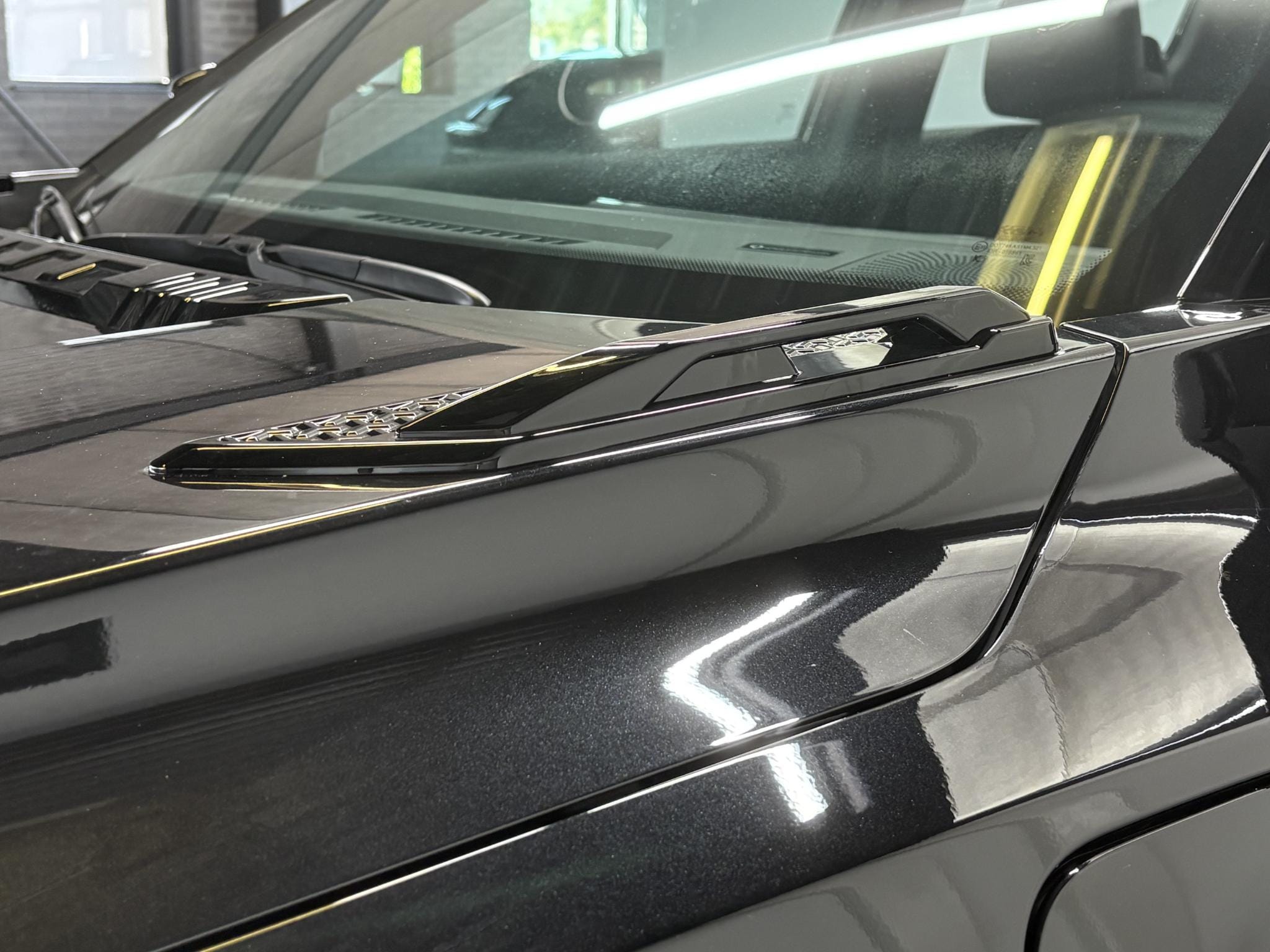 KGM Musso EV Titanium 80.6 kWh 4WD Luxe lederen bekleding, Stoelverwarming en ventilatie, Schuifdak, Navigatie, 4x4, 2300kg trekgewicht! afbeelding 8