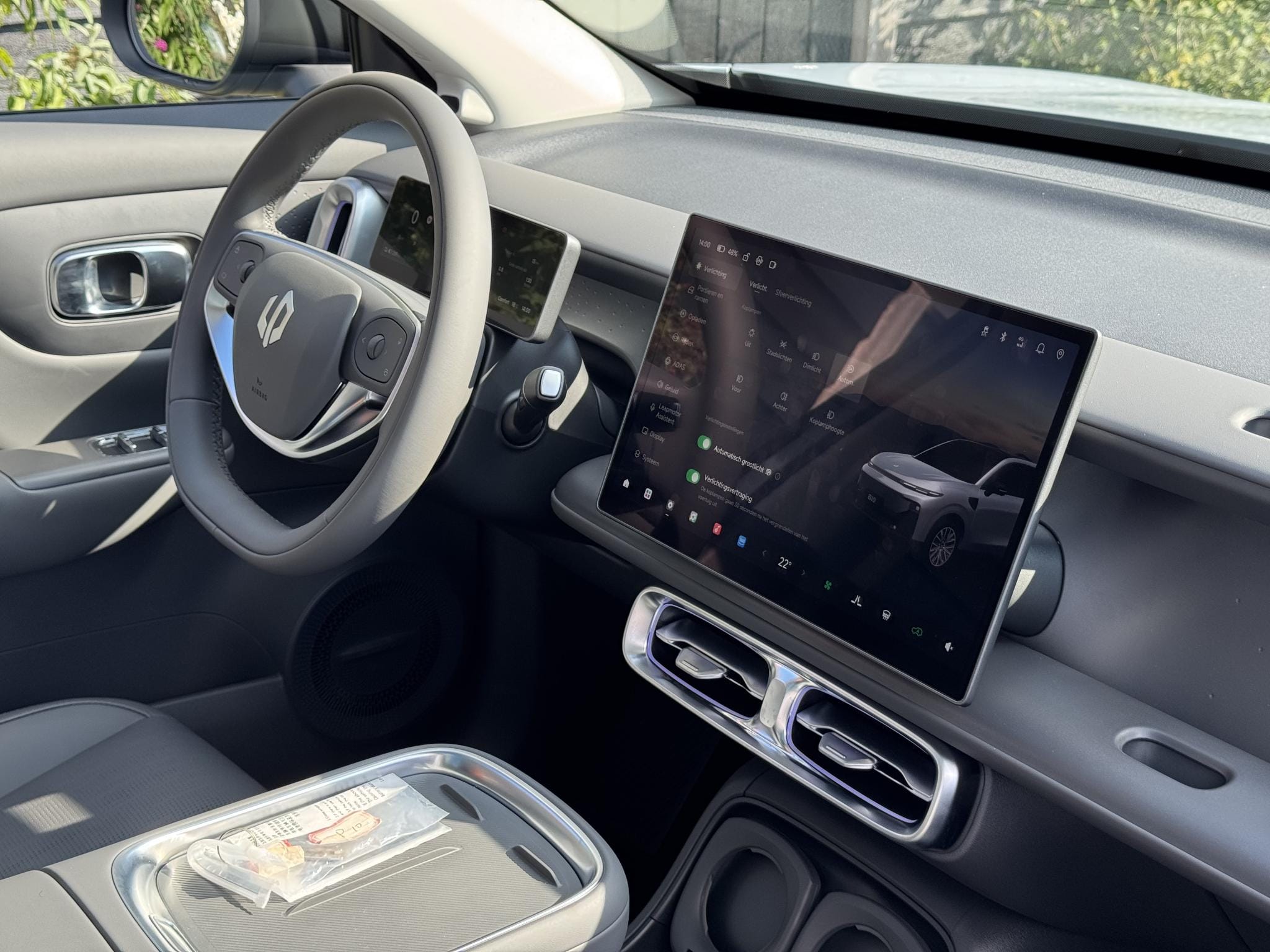 Leapmotor B10 Design ProMax 67.1 kWh 218PK Automaat Navigatie, Rondomzichtcamera, Adaptieve Cruise Control, Climate Control, Panoramadak afbeelding 9