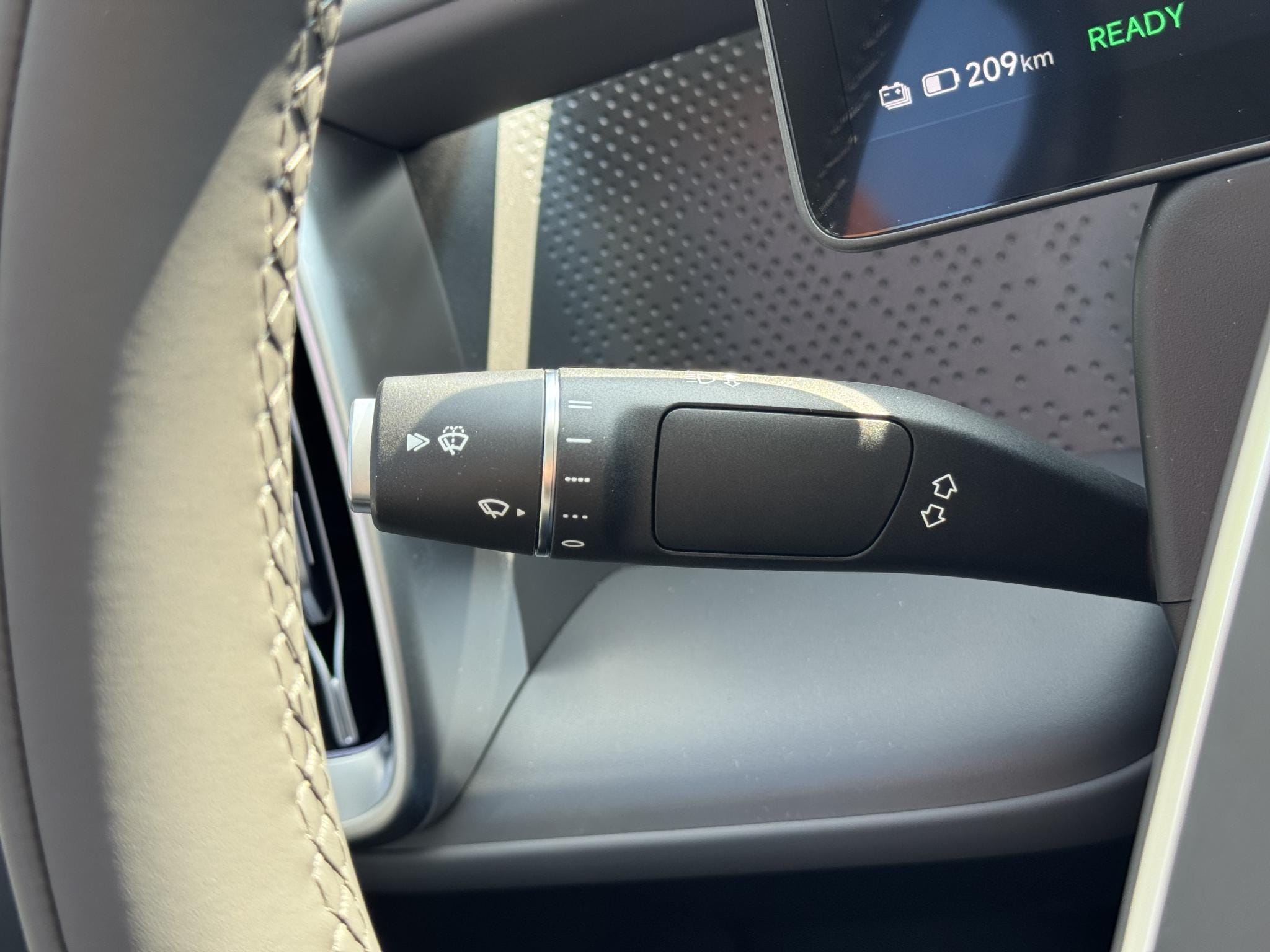 Leapmotor B10 Design ProMax 67.1 kWh 218PK Automaat Navigatie, Rondomzichtcamera, Adaptieve Cruise Control, Climate Control, Panoramadak afbeelding 13