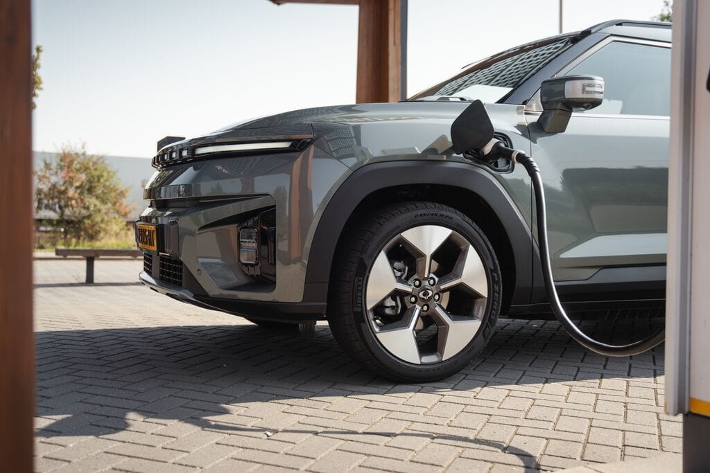 KGM Torres EVX > Versteeg Buurman Barneveld