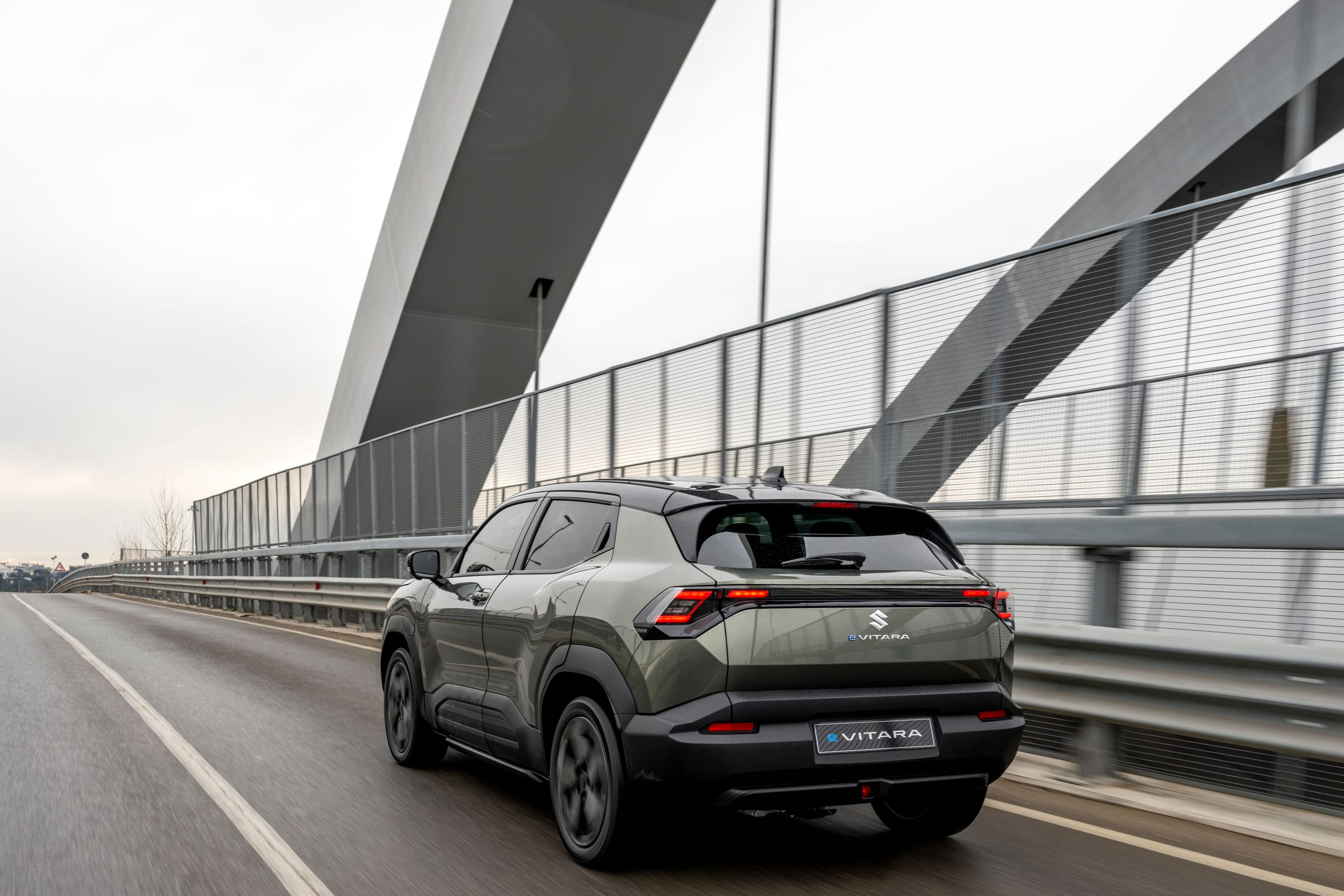 Suzuki e Vitara > Auto Versteeg Buurman Barneveld Ermelo Deventer Nunspeet