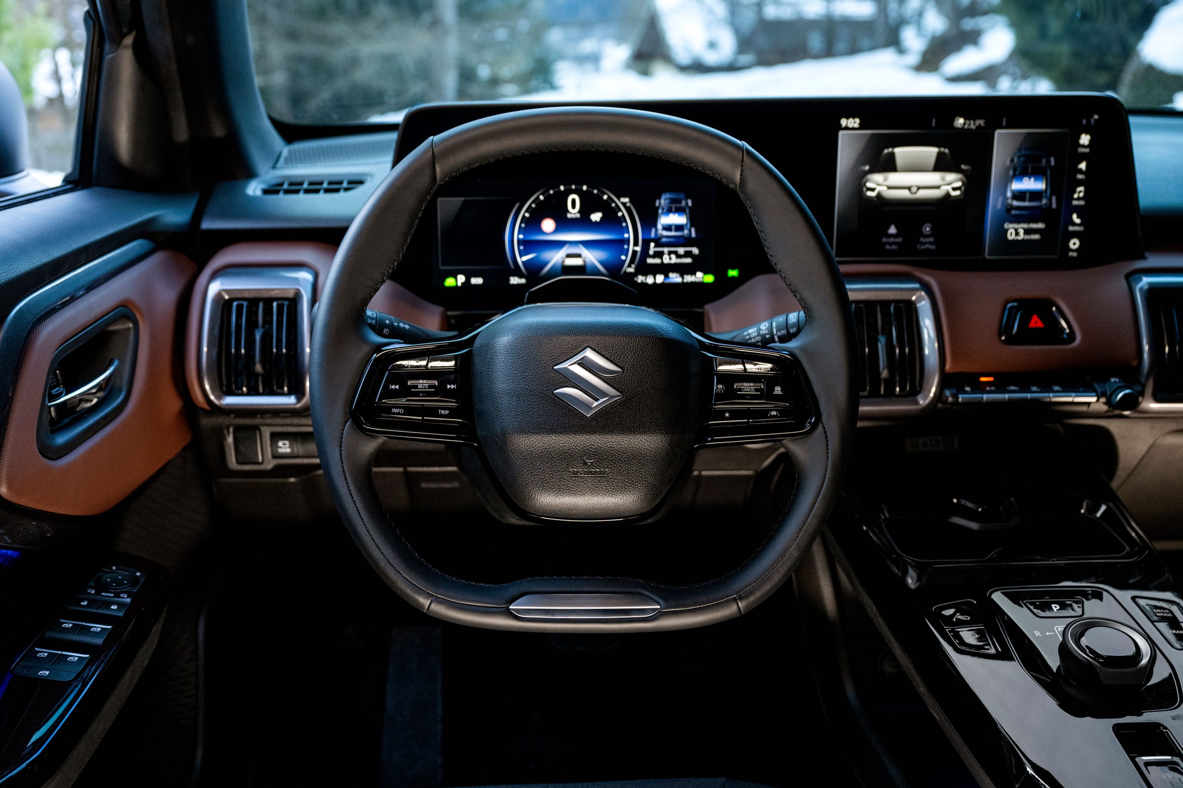 Suzuki e Vitara > Auto Versteeg Buurman Barneveld Ermelo Deventer Nunspeet