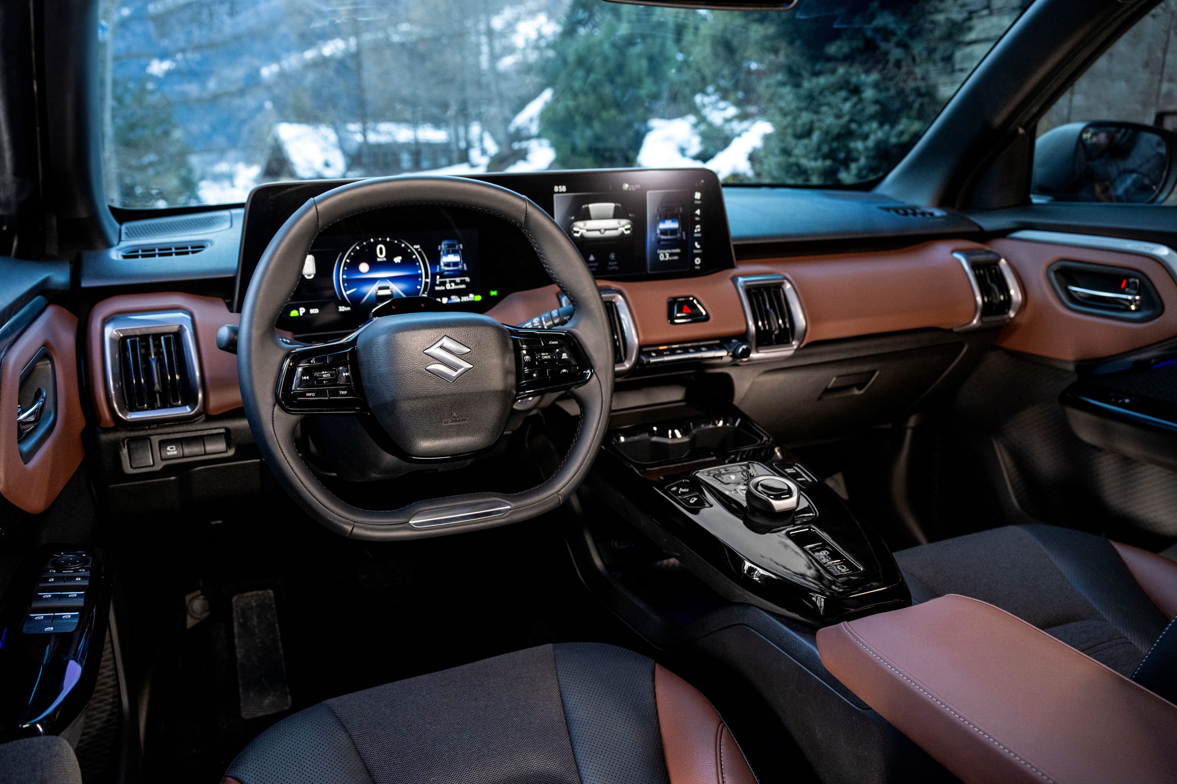 Suzuki e Vitara > Auto Versteeg Buurman Barneveld Ermelo Deventer Nunspeet