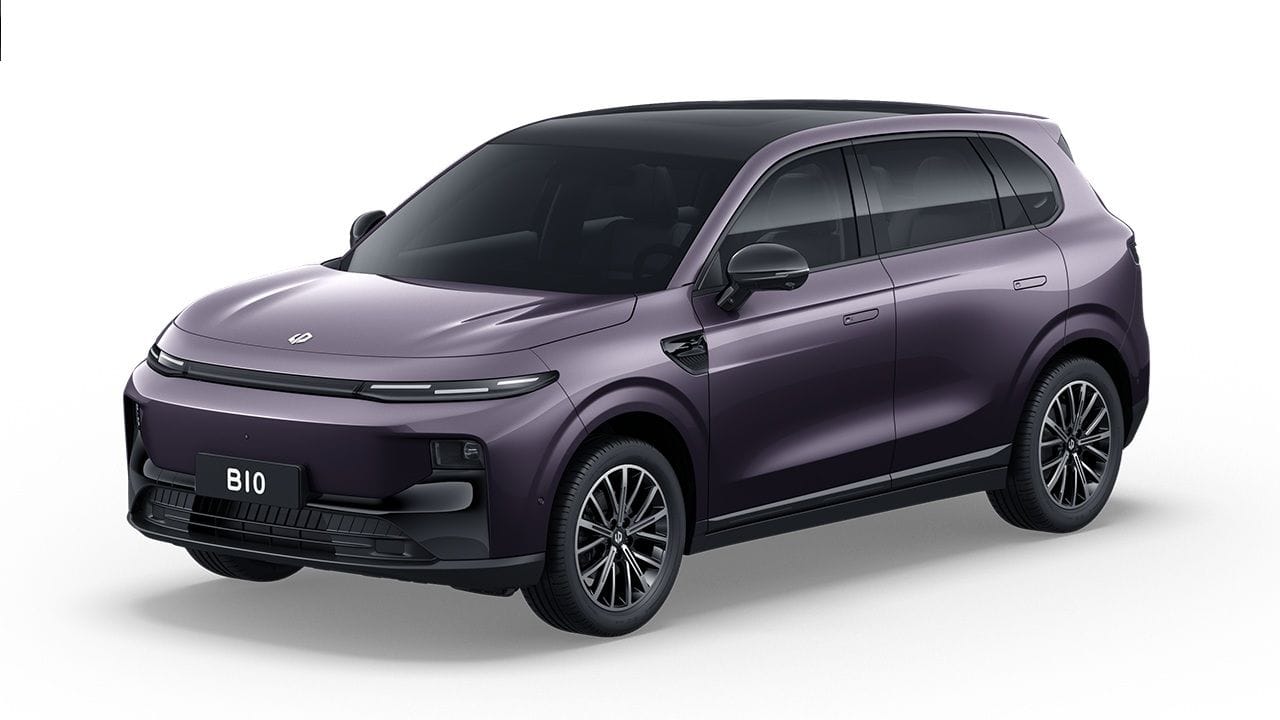 new Leapmotor B10 Auto Versteeg Buurman Voorthuizen Barneveld Ede Veenendaal Apeldoorn Deventer Ermelo.jpg